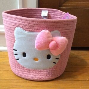 Hello kitty storage bin